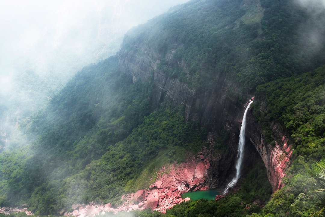 Nohkalikai Falls viewpoint in Meghalaya. Photo by Chirayu Sharma on Unsplash.